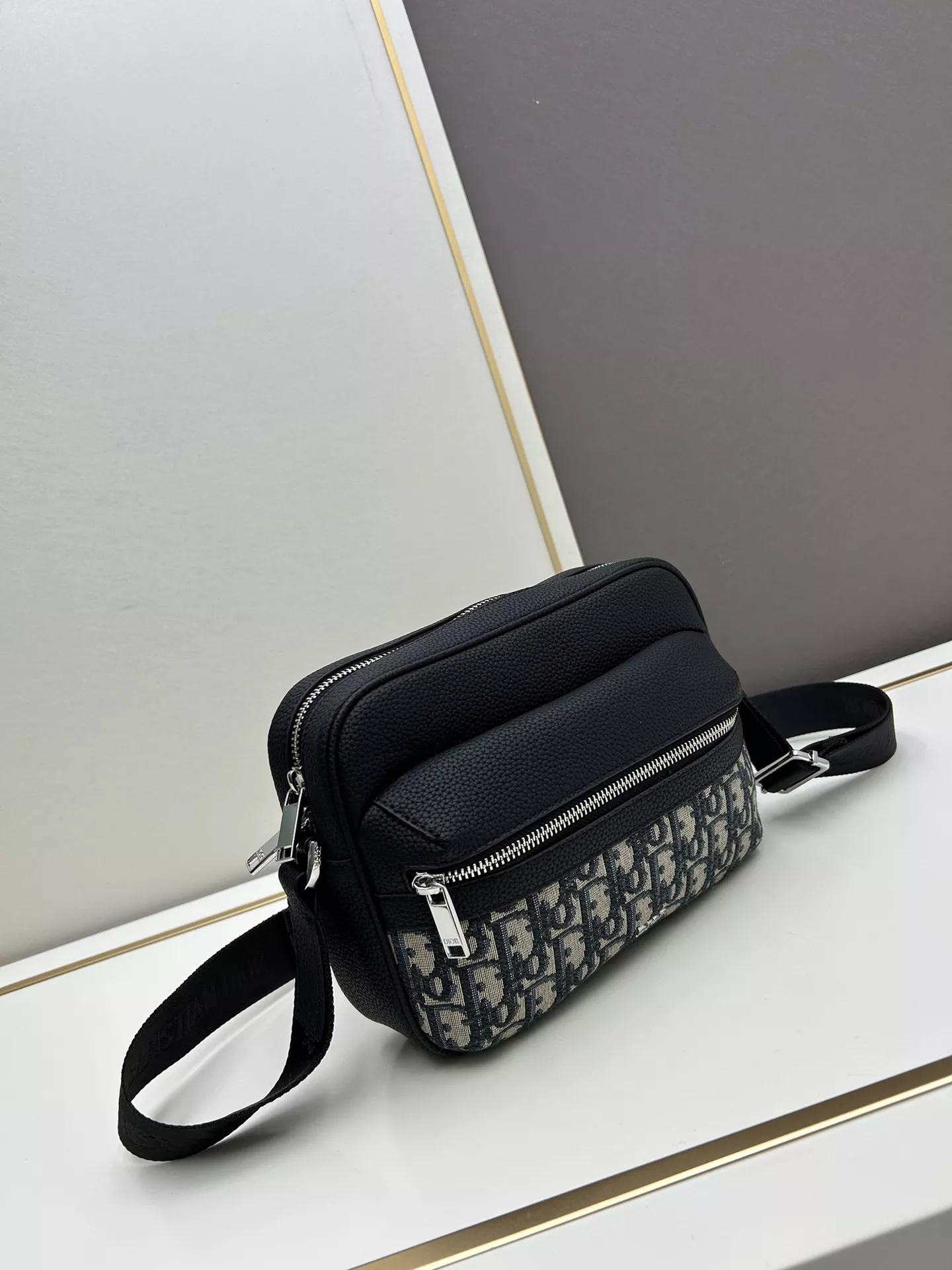 Practical 8227 Christian Dior AAA Man Messenger Bags