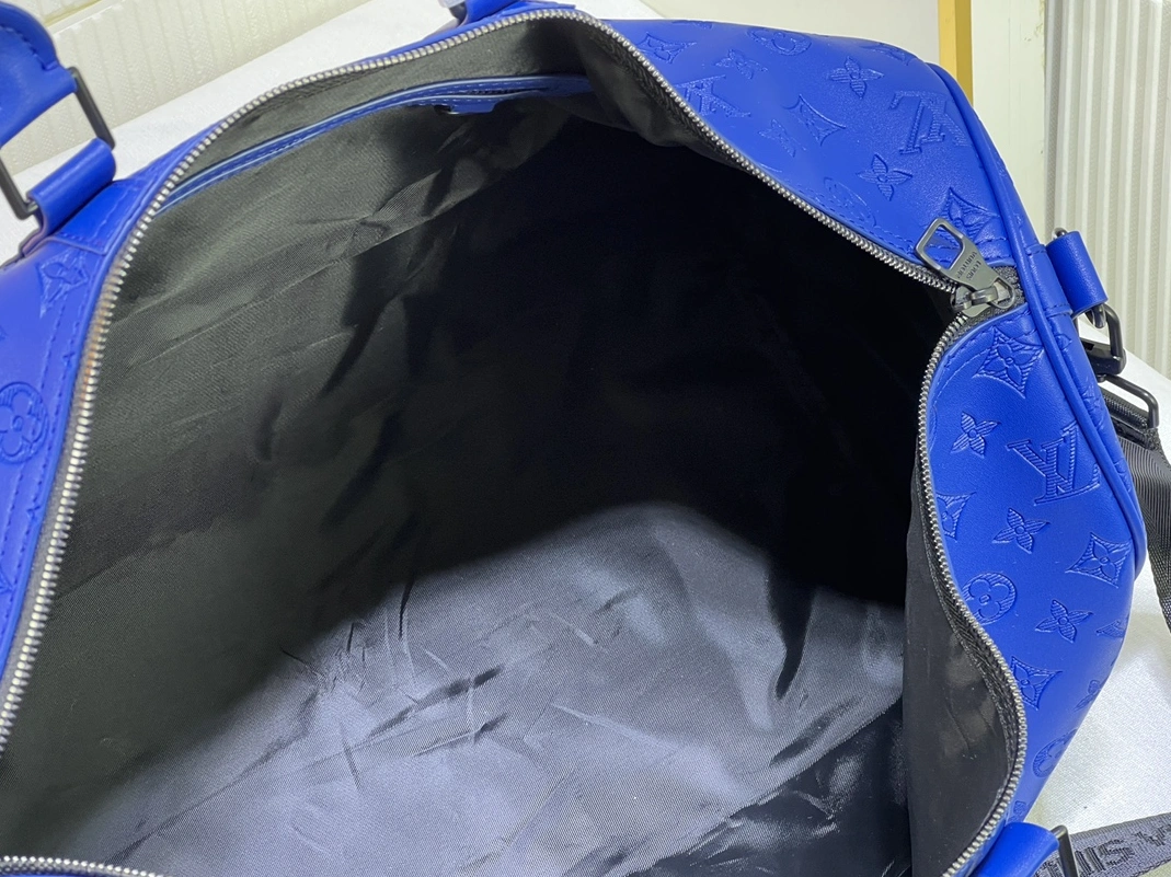 Refined 8759 Louis Vuitton Travel Bags - Image 7