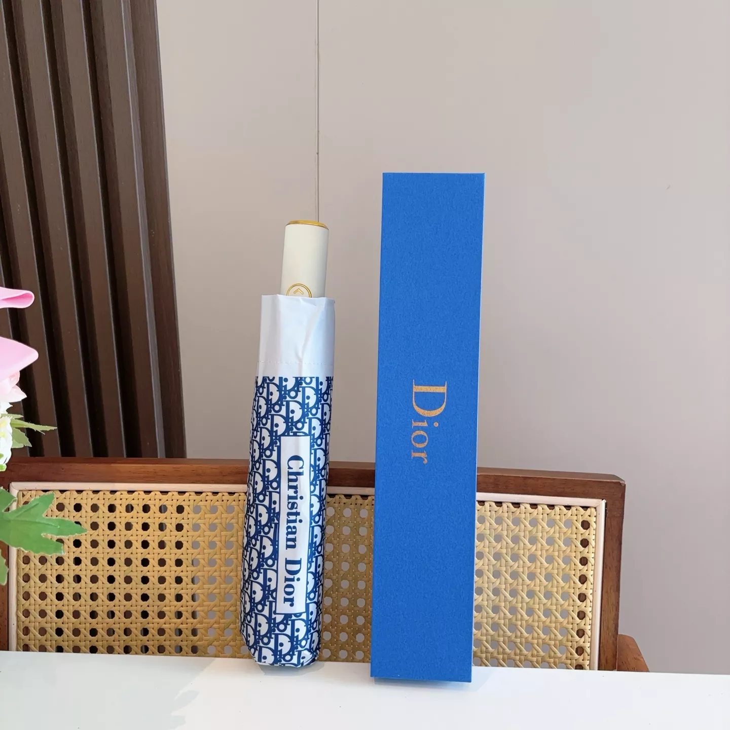 Reliable 2837 Christian Dior Umbrellas - Image 3