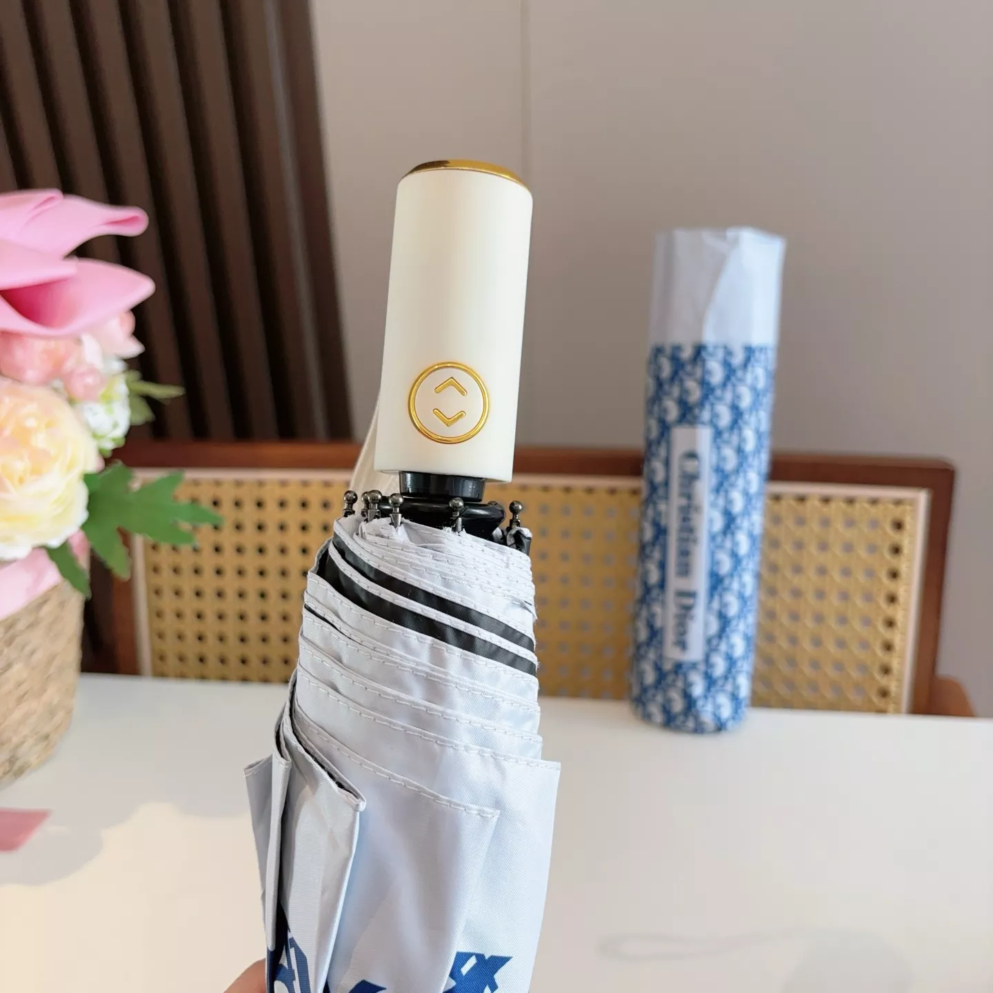 Reliable 2837 Christian Dior Umbrellas - Image 6