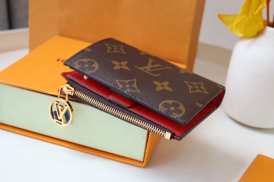 Reliable 5370 Louis Vuitton AAA Quality Card Case In Red - Image 3