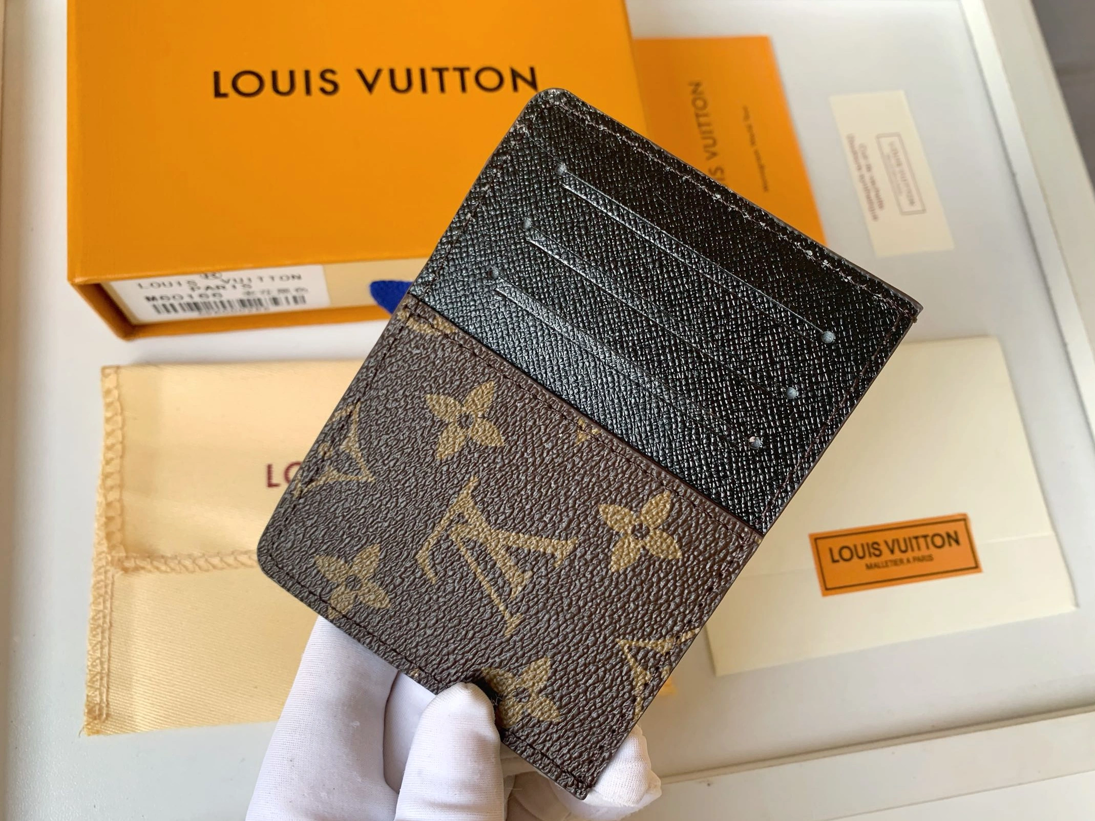 SmartChoice 4453 Louis Vuitton Card Case