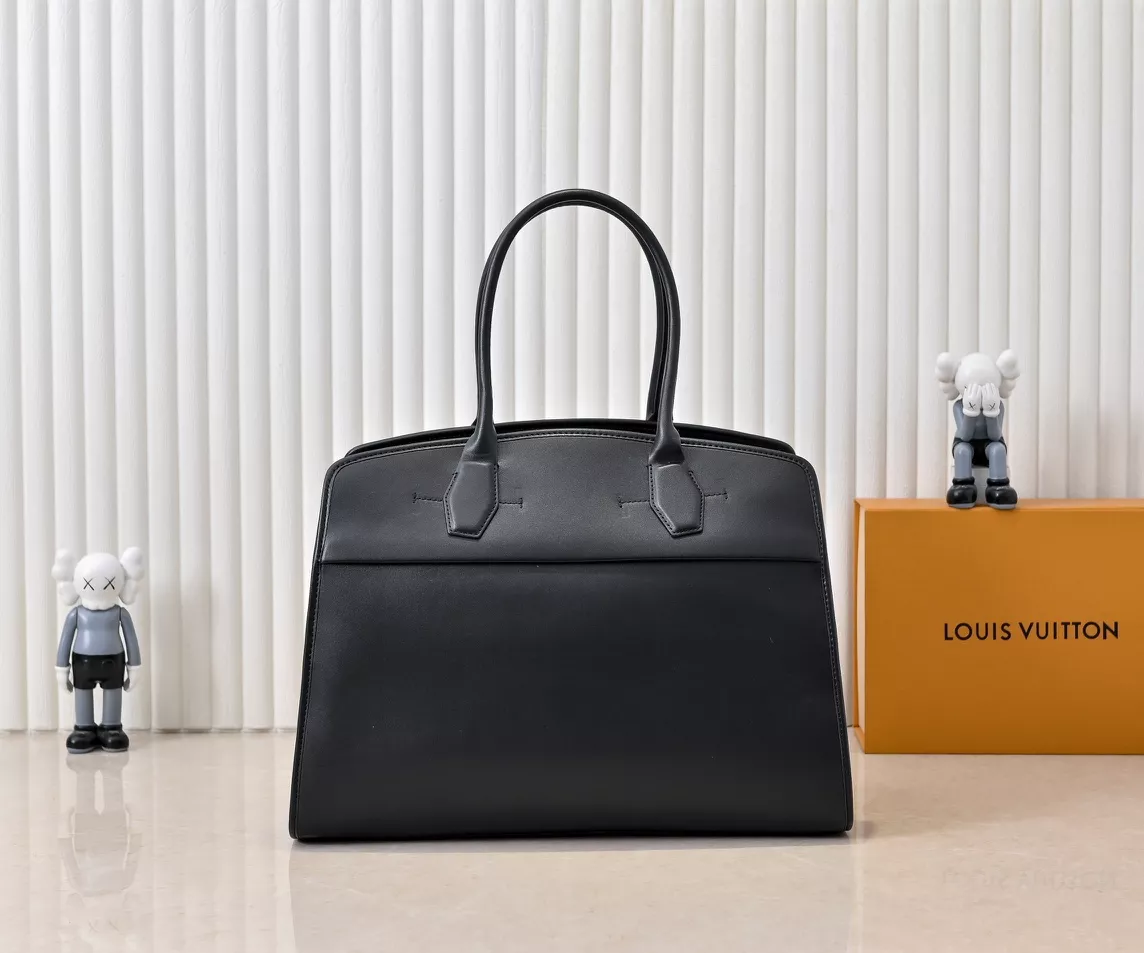 Sophisticated 1544 Louis Vuitton AAA Quality Handbags For Women - Image 3