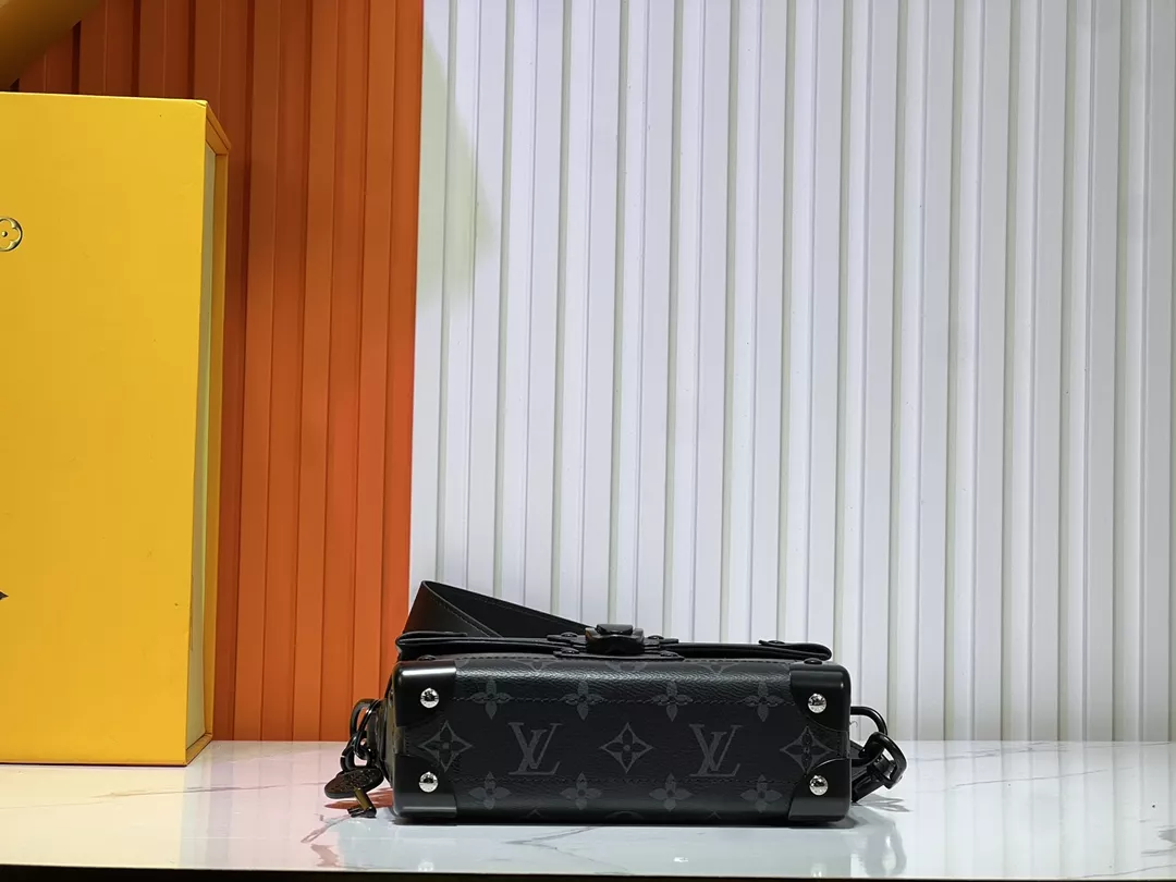 Timeless 1094 Louis Vuitton AAA Quality Messenger Bags For Women - Image 7