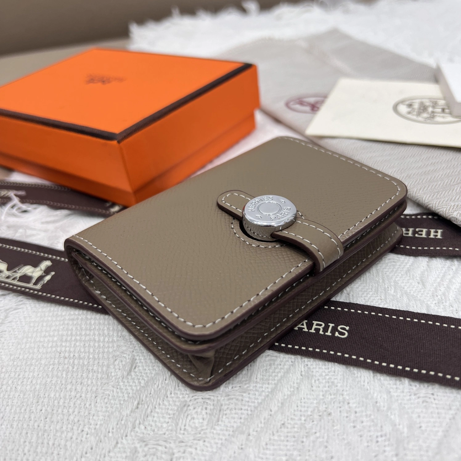 Trendsetting 3542 Hermes AAA Quality Wallets - Image 3