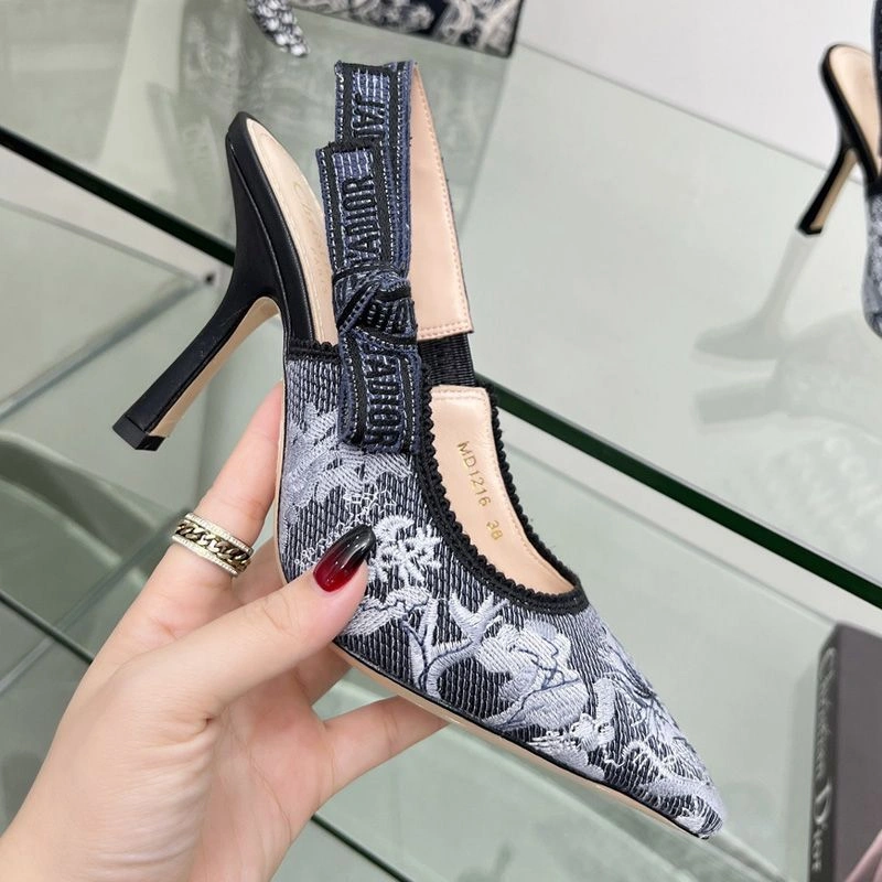 Trendy 7516 J'Adior Slingback Pumps Women Toile de Jouy Sauvage Motif Canvas Black Grey - Image 3