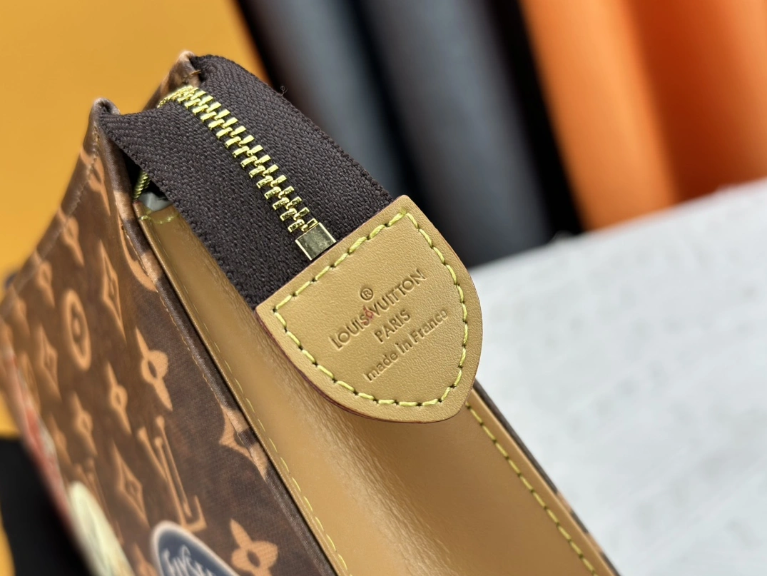 Unique 2238 Louis Vuitton LV Wallets For Women - Image 6