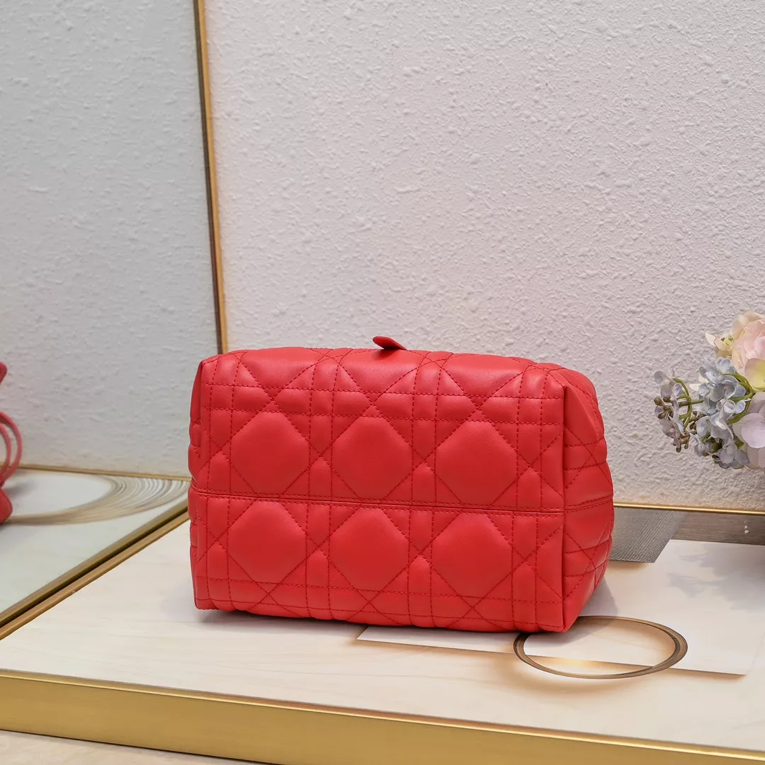 UrbanStyle 5799 Christian Dior AAA Quality Handbags For Women - Image 6