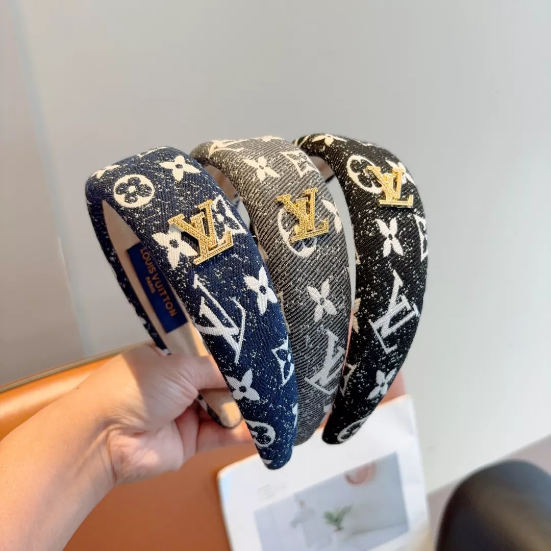 UrbanStyle 7123 Louis Vuitton LV Headband For Women - Image 7