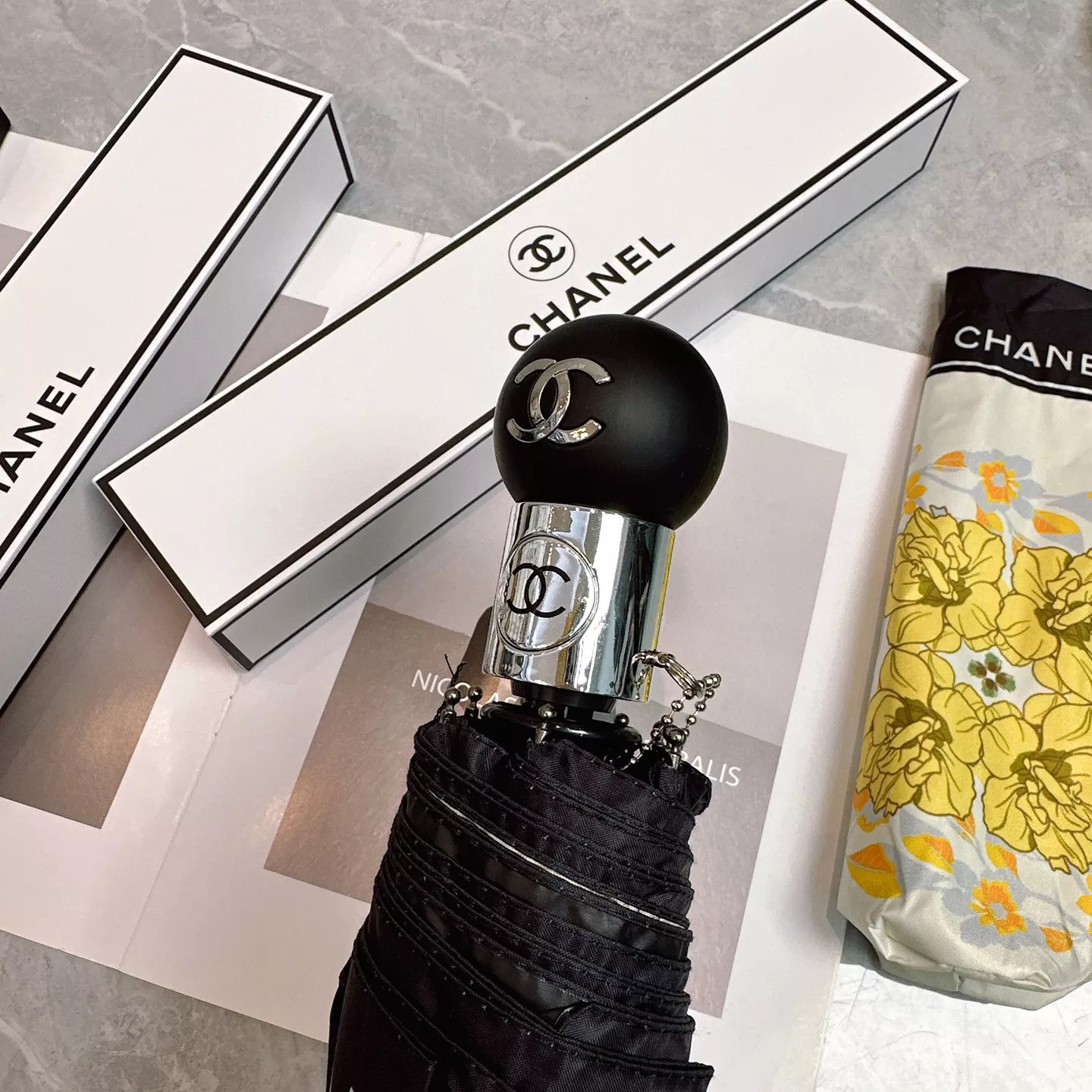 Versatile 9127 Chanel Umbrellas