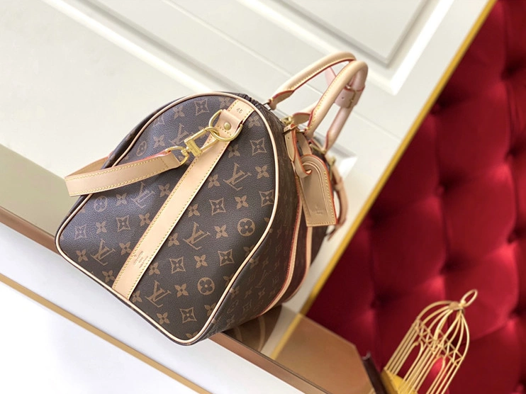 WellDesigned 7807 Louis Vuitton Travel Bags - Image 3