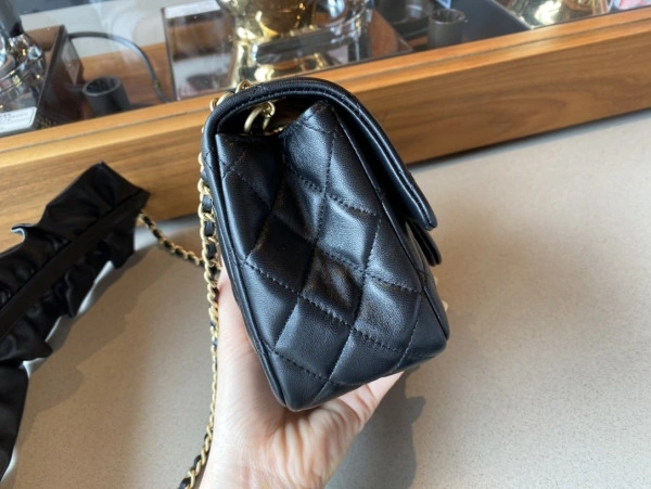 CHANEL FLAP BAG ModernLook 683 - Image 7