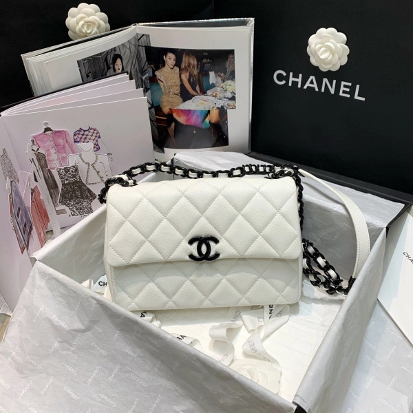 GoAnywhere CHANEL FLAP BAG 648 - Image 6