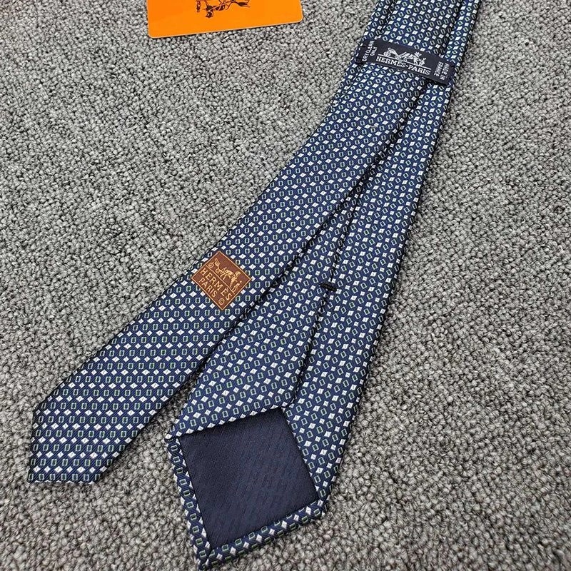 Hermes Maillon Shirting Tie In Green - Image 4