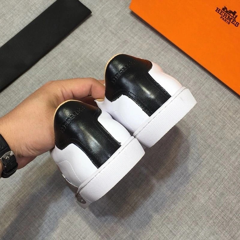 Hermes Quicker Sneakers Men Calfskin In White - Image 4