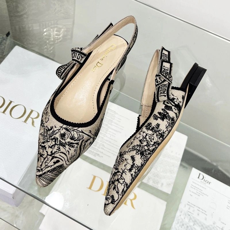 J'Adior Slingback Pumps Women Toile de Jouy Sauvage Motif Canvas Beige - Image 6