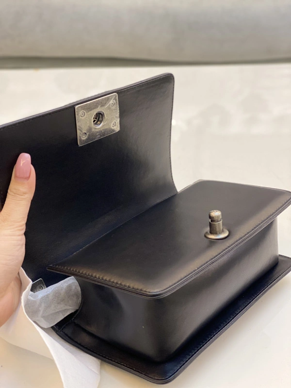 CHANEL BOY BAG 20CM SmartChoice 175 - Image 6