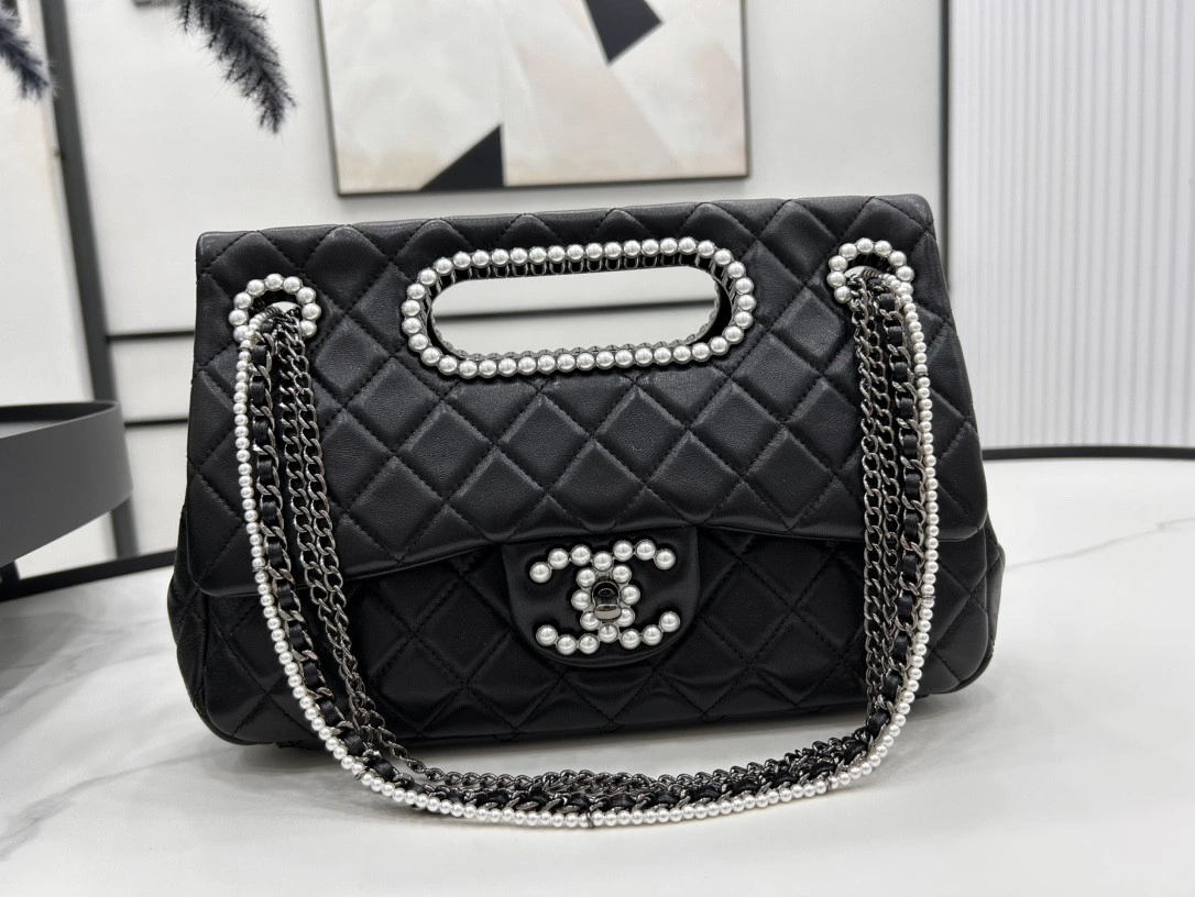 CHANEL LARGE FLAP BAG WITH TOP HANDLE UrbanStyle 959 - Image 3