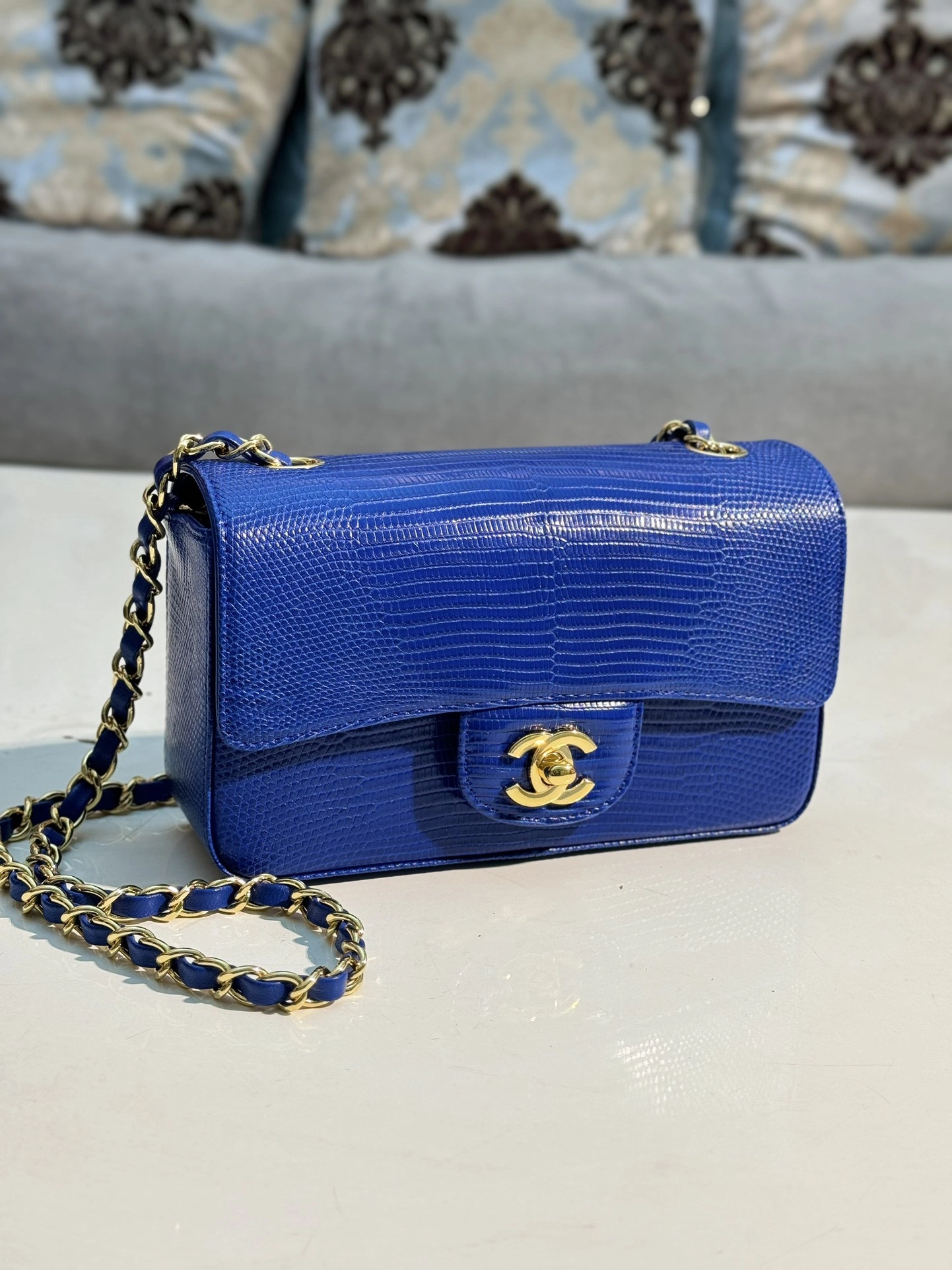 CHANEL FLAP BAG 20CM GoodFit 323