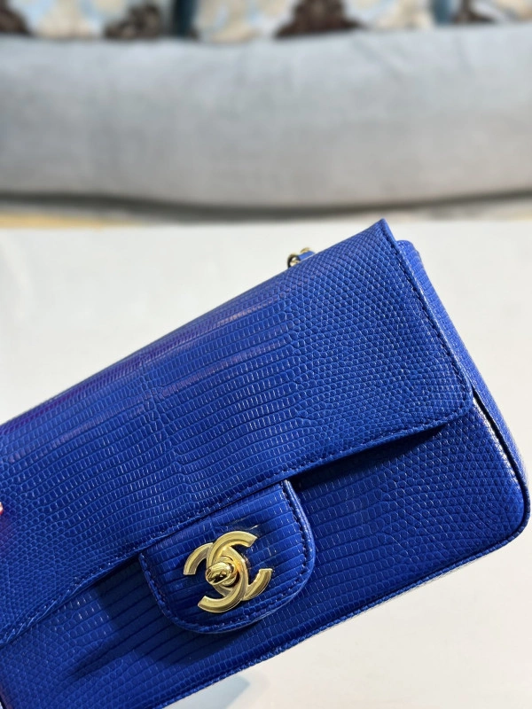 CHANEL FLAP BAG 20CM GoodFit 323 - Image 5