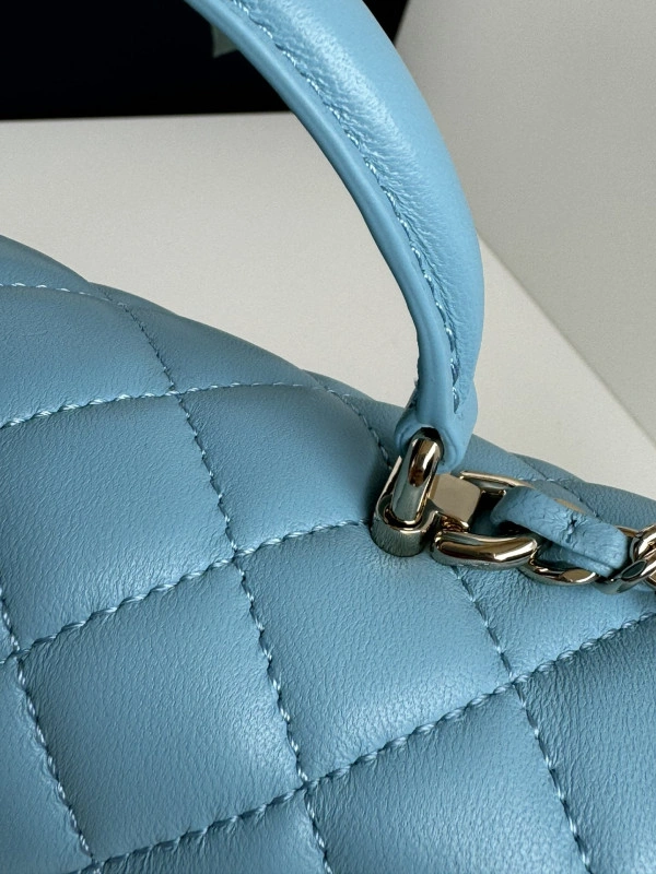 WellDesigned CHANEL FLAP BAG WITH TOP HANDLE-20*12*6cm 918 - Image 5